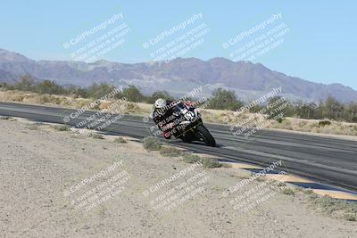 media/Dec-04-2025-Racers Edge (Thu) [[5ebc9f124d]]/2-A Group/1-Session 2 (Turn 7 Inside)/